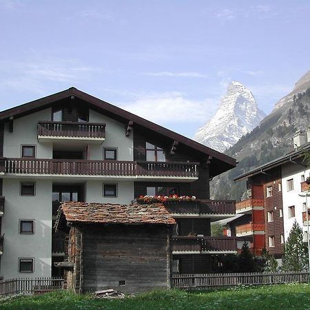 Haus Arbgrat Lägenhet Zermatt Exteriör bild